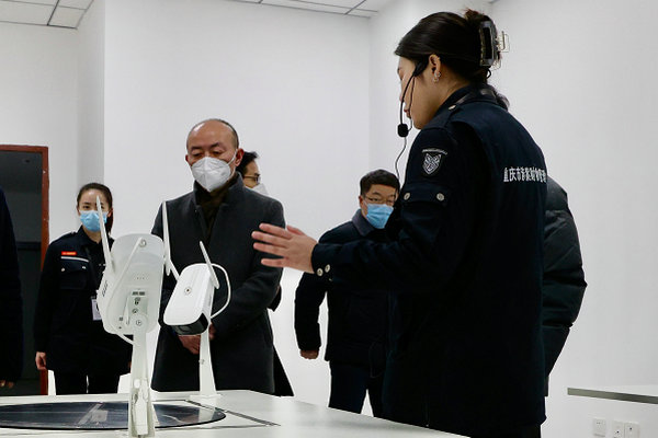 1674869296727452.jpeg 董事长检查照片.jpeg